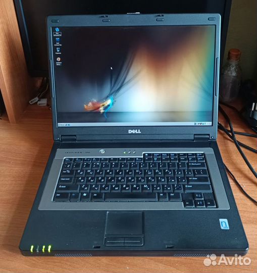 Старый ноутбук Dell Inspiron 1300