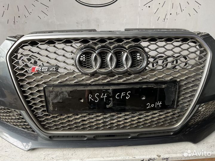 Бампер передний Audi RS4