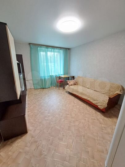 2-к. квартира, 37 м², 3/6 эт.