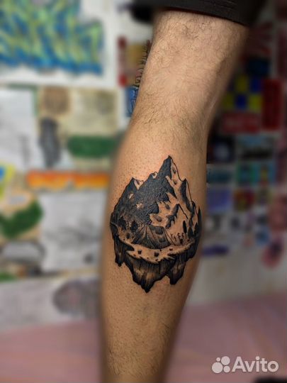 Мастер татуировки