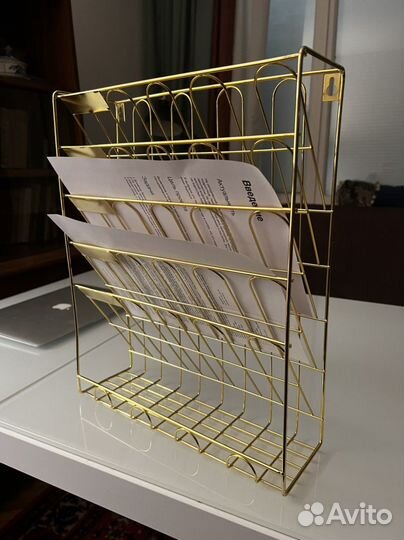 Настенная стойка для хранения