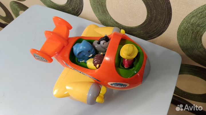 Развивающий самолет Сафари