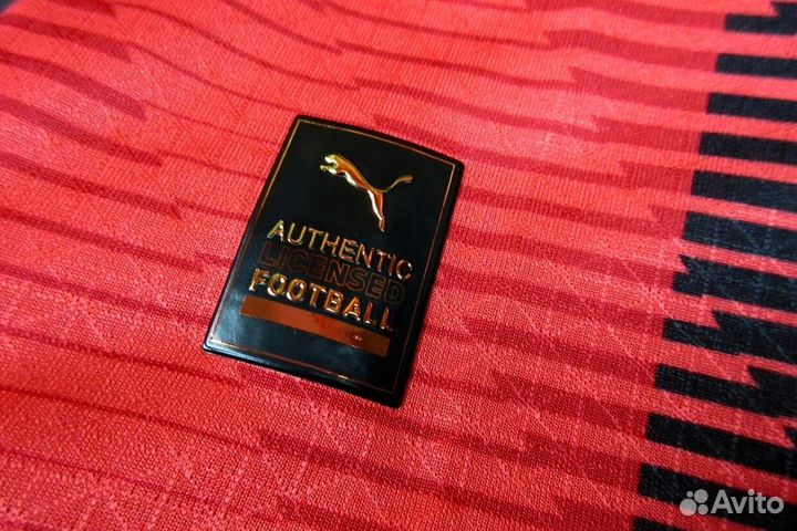 Форма Милан