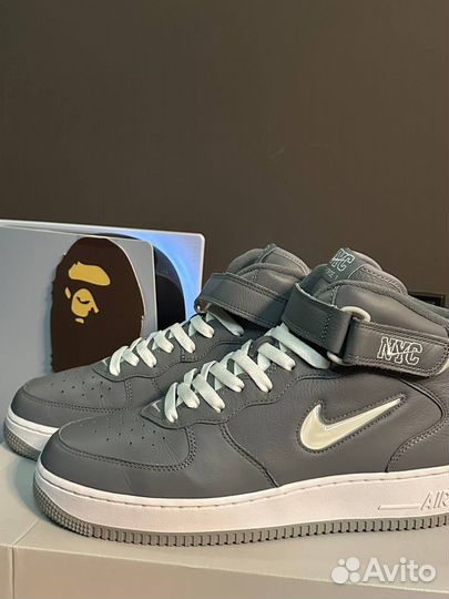 Nike Air Force 1 Mid Grey