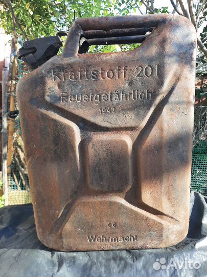 Канистра 20 литров для бензина