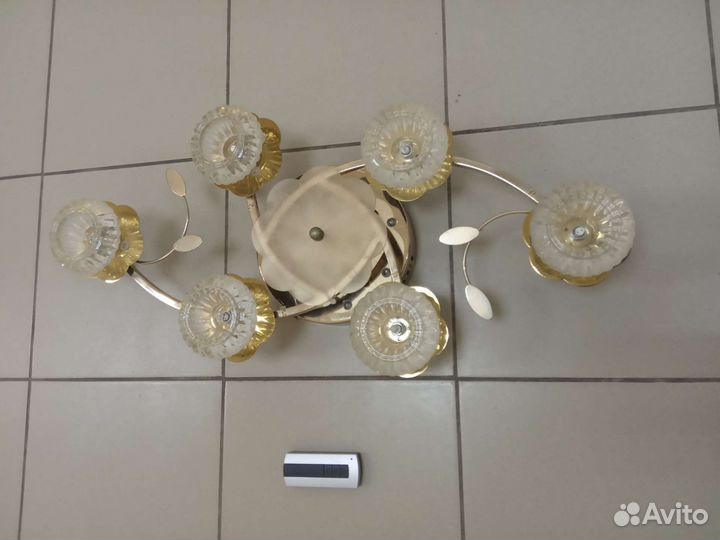 Люстра потолочная бу