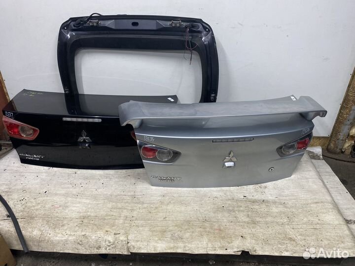 Крышка багажника Mitsubishi Lancer 10