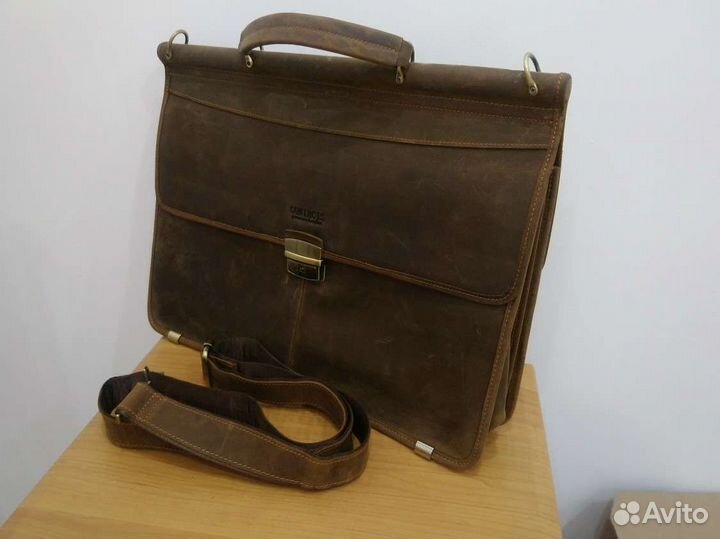Мужской кожаный портфель
