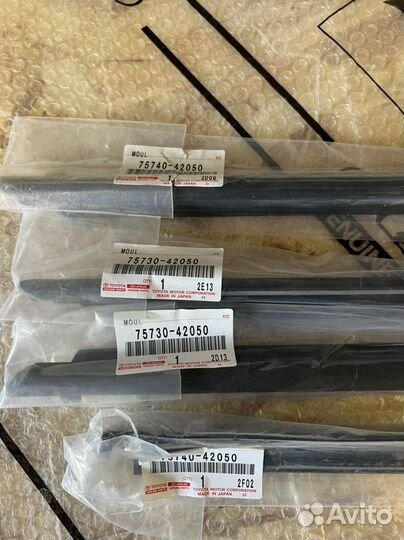 Молдинг двери Toyota RAV 4 2019 XA50