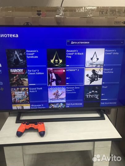 Sony PS4 Pro, 1TB, 2 геймпада, игры