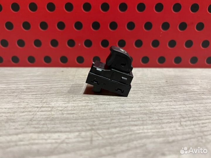 Кнопка стеклоподъемника Bmw 5 G30 B48B20A 2020