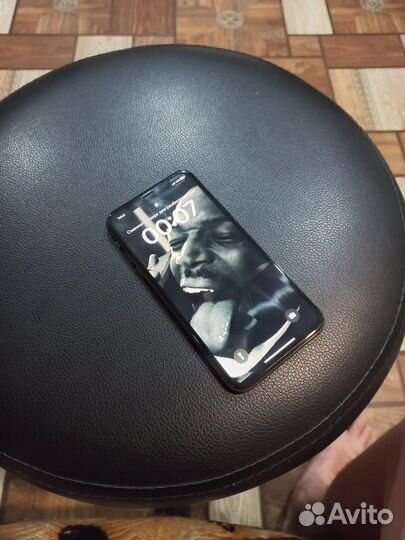 iPhone xs продажа обмен