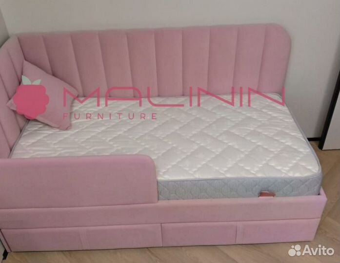 Детская кровать для девочки