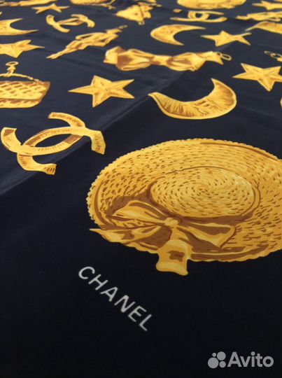 Chanel платок