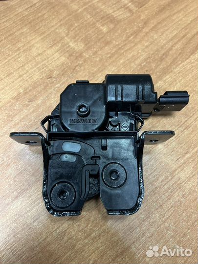 Замок багажника Веста, Хрей