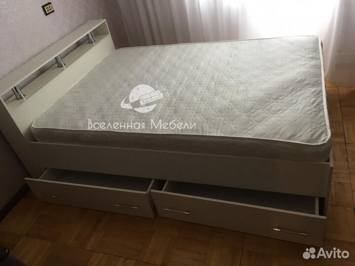 Кровать двуспальная