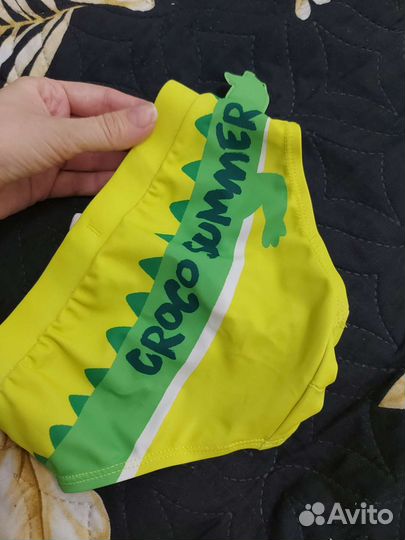 Плавки на мальчика новые