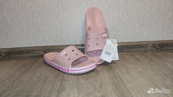 Тапочки crocs