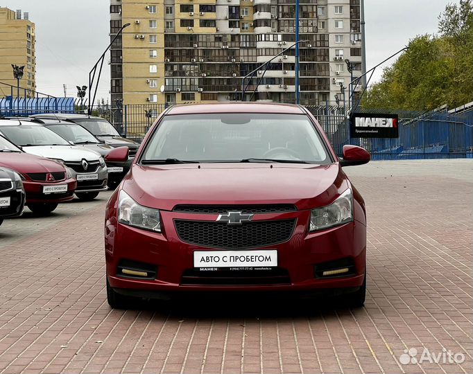 Chevrolet Cruze 1.6 AT, 2010, 136 198 км