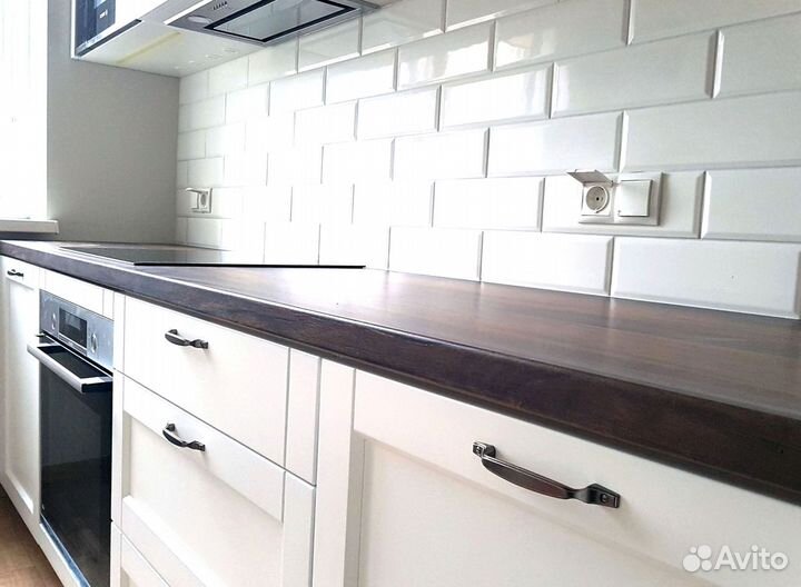 Кухня до потолка