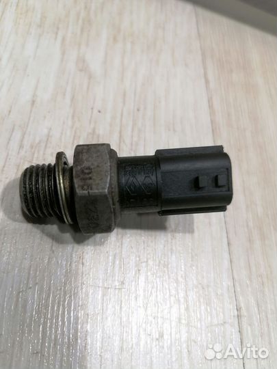 Датчик давления масла Renault sandero stepway 2