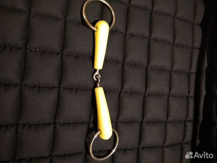 Амуниция для лошадей