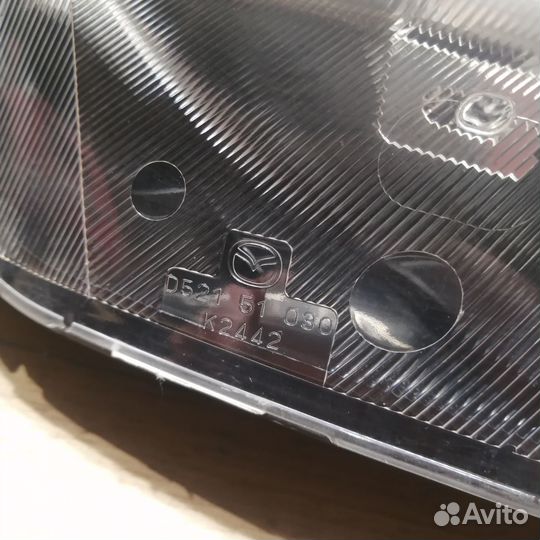 Фара передняя правая Mazda Demio DY3W P5548