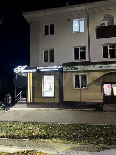 Торговая площадь, 64 м²