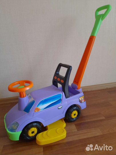 Машинка-каталка