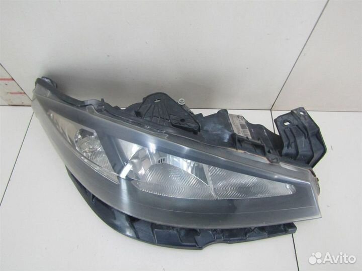 Фара правая Renault Laguna II 2001-2008