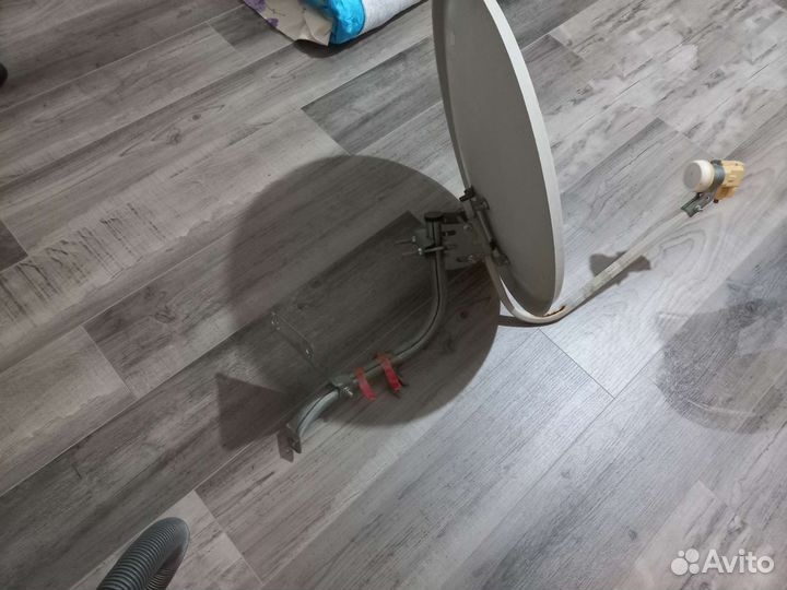 Спутниковая тарелка триколор