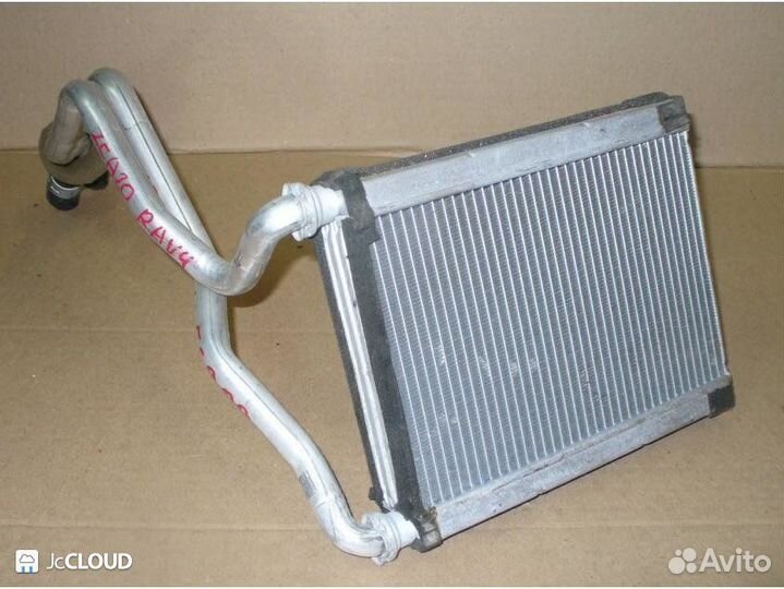 Радиатор печки на toyota RAV4 ZCA26W 1ZZ-FE