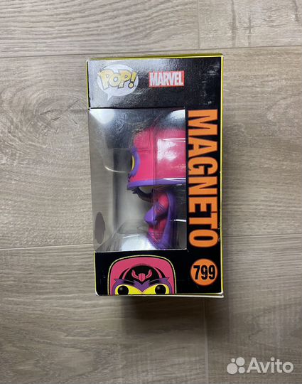 Funko pop magneto marvel