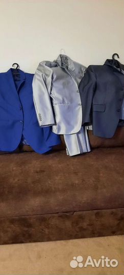 Костюмы мужские классические