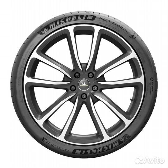 Michelin Pilot Sport 4 S 285/40 R23 111Y