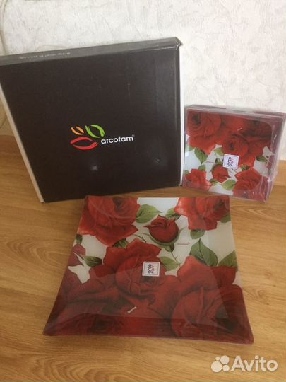 Набор тарелок