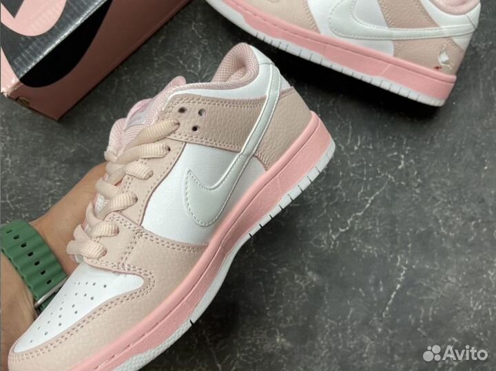 Nike Sb Dunk Low Pink Pigeon (розовые данки)