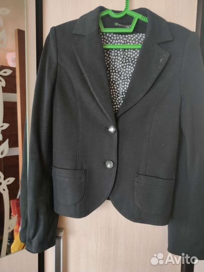 Пиджак для девочки 146