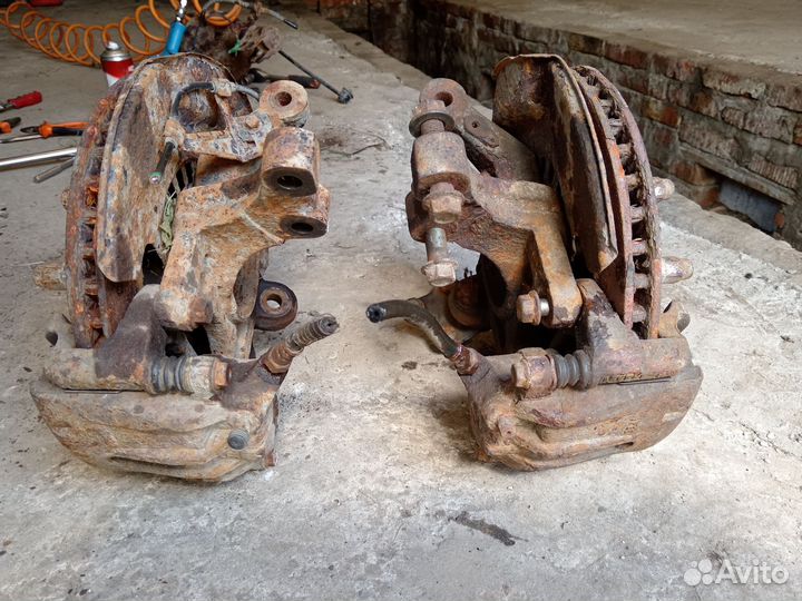 Кулак поворотный lifan x60