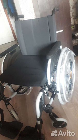 Коляска инвалидная