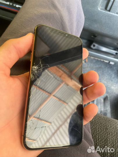 Телефон iPhone xs