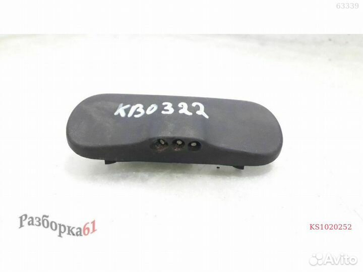 Форсунка омывателя стекла audi A4 B8. 3-х струйная