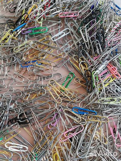 Скрепки канцелярские для офиса в ассортименте