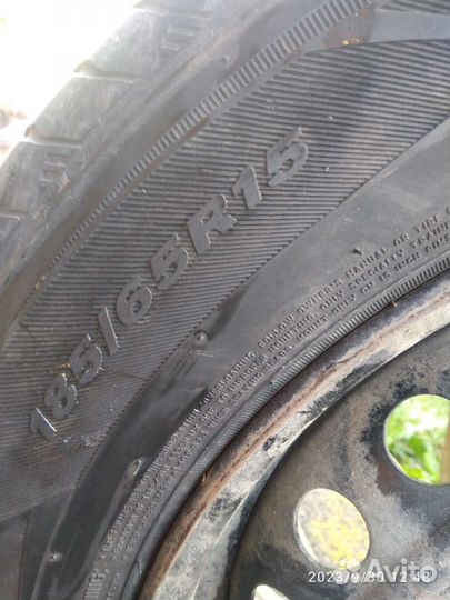 Nexen N'Fera SU4 185/65 R15