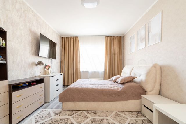 2-к. квартира, 72 м², 2/17 эт.