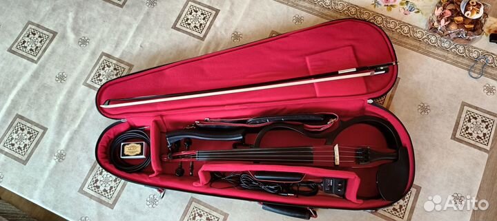 Электроскрипка Yamaha SV-150