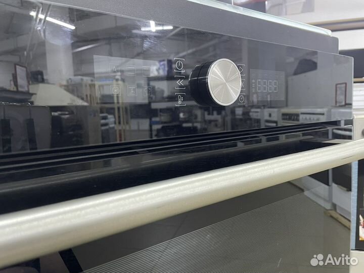 Новый духовой шкаф Hotpoint-Ariston