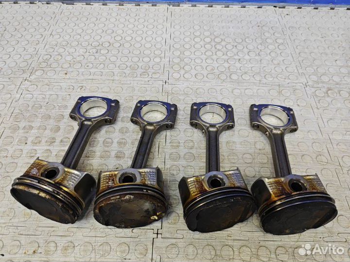 Шатун поршень Renault Arkana