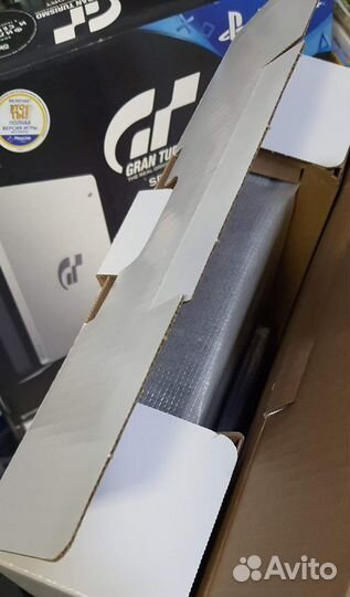 PS4 Slim 1Tb Gran Turismo Edition. Новая. Обмен