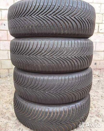 Michelin Alpin 5 205/60 R16 96H